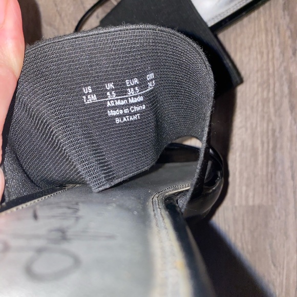 Life Stride Women's Blatant Slip on Sandal size 7.5M Black NWOT - Picture 6 of 6